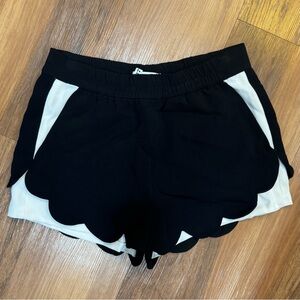 A.L.C. Black & White Scalloped Colorblock Shorts Size 0